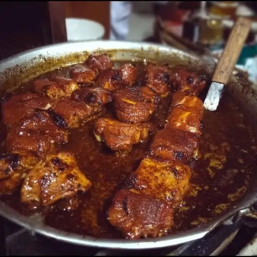 Carne de Puerco en Chile Pasilla