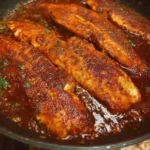 Filetes de pescado en salsa de guajillo y chipotle